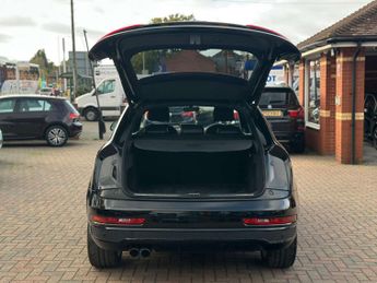 AUDI Q3 2.0 Q3 S Line+ TFSI Quattro Semi-Auto 4WD 5dr