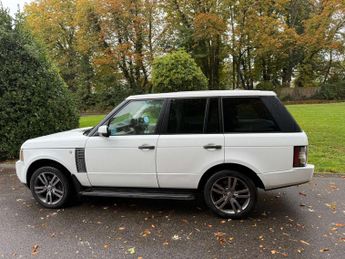 Land Rover Range Rover 4.4 V8 Vogue SE Station Wagon 5dr Petrol Automatic (352 g/km, 29