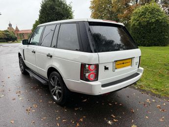 Land Rover Range Rover 4.4 V8 Vogue SE Station Wagon 5dr Petrol Automatic (352 g/km, 29