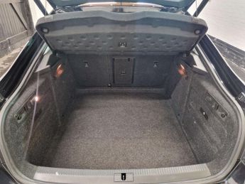 Skoda Superb 2.0 Superb Laurin & Klement TDI 4x4 Semi-Auto 4WD 5dr