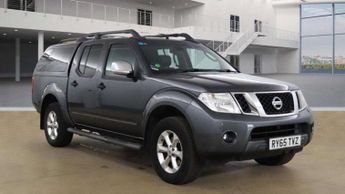 Nissan Navara 2.5 dCi Tekna Auto 4WD Euro 5 4dr
