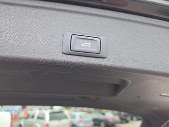 AUDI A4 3.0 S4 TFSI Quattro Auto 4WD 5dr