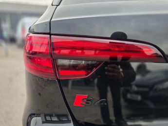 AUDI A4 3.0 S4 TFSI Quattro Auto 4WD 5dr