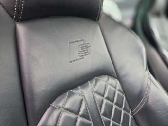 AUDI A4 3.0 S4 TFSI Quattro Auto 4WD 5dr