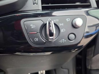 AUDI A4 3.0 S4 TFSI Quattro Auto 4WD 5dr