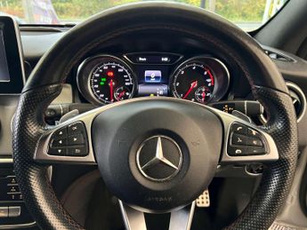 MERCEDES-BENZ CLA 2.1 CLA 220 D AMG Line Auto 4dr