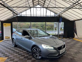 Volvo V40 2.0 V40 Momentum Nav+ D3 Auto 5dr