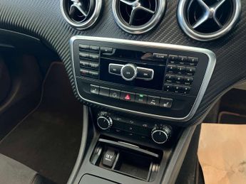MERCEDES-BENZ A-CLASS 1.5 A180 BlueEfficiency AMG Sport CDi Auto 5dr