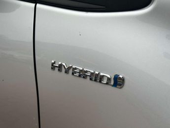 TOYOTA YARIS 1.5 Yaris Excel Hybrid VVT-i CVT 5dr