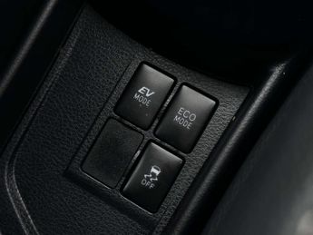 TOYOTA YARIS 1.5 Yaris Excel Hybrid VVT-i CVT 5dr