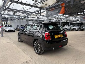 MINI HATCH 1.5 Cooper Auto 5dr