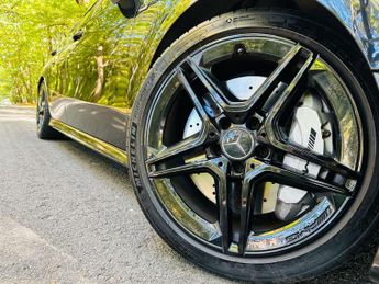 MERCEDES-BENZ A-CLASS 2.0 AMG A 35 4Matic Premium+ Auto 4WD 5dr