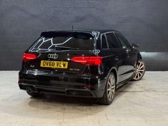 AUDI A3 1.0 A3 Sportback 30 TFSI Black Edition Semi-Auto 5dr
