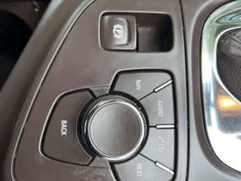 VAUXHALL INSIGNIA 2.0 Insignia Elite Nav CDTI Auto 5dr