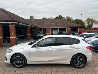 BMW 1 SERIES 1.5 118I Sport Auto 5dr