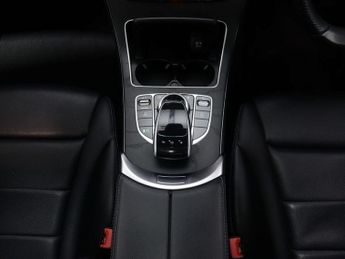 MERCEDES-BENZ C-CLASS 2.1 C220 D AMG Line Premium Auto 4dr