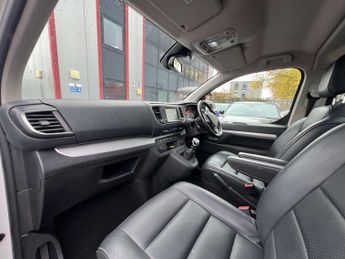 PEUGEOT TRAVELLER 2.0 BlueHDi Allure Standard MPV 5dr Diesel Manual MWB Euro 6 (s/