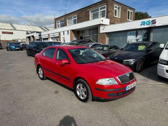 SKODA OCTAVIA 1.6 Octavia Ambiente FSI 5dr