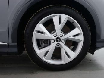 AUDI Q4 E-TRON Q4 e-tron S Line 40 5dr