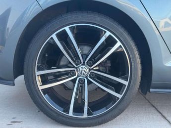 Volkswagen Golf 2.0 Golf GTD TDI Semi-Auto 5dr