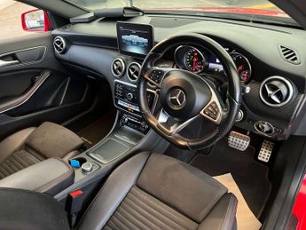 MERCEDES-BENZ A-CLASS 1.6 A 180 AMG Line Auto 5dr
