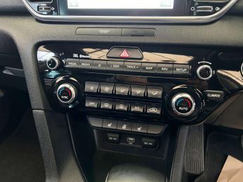 KIA SPORTAGE 1.6 Sportage 4 CRDi ISG Semi-Auto 5dr
