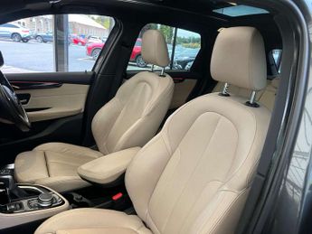 BMW 2 SERIES 2.0 220D xDrive M Sport Auto 4WD 5dr