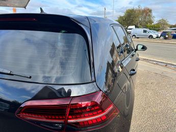 VOLKSWAGEN GOLF 2.0 Golf GTD TDI Blueline Semi-Auto 5dr