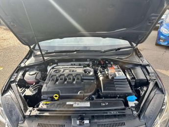 VOLKSWAGEN GOLF 2.0 Golf GTD TDI Blueline Semi-Auto 5dr
