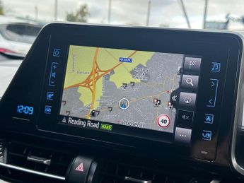 TOYOTA C-HR 1.8 C-HR Icon HEV CVT 5dr