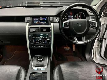 Land Rover Discovery Sport 2.0 TD4 HSE Black SUV 5dr Diesel Auto 4WD Euro 6 (s/s) (180 ps)