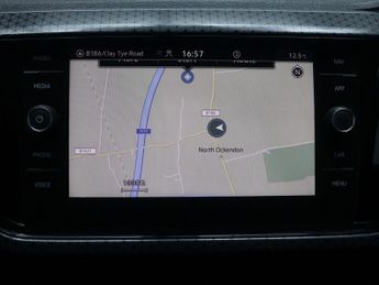 VOLKSWAGEN T-CROSS 1.0 T-Cross SEL TSi Semi-Auto 5dr