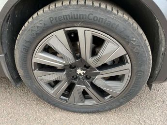 PEUGEOT 2008 2008 GT Premium EV 5dr