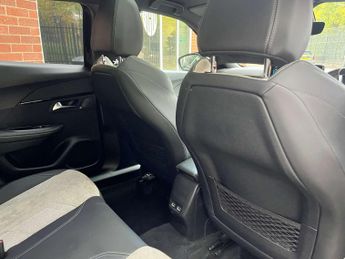 PEUGEOT 2008 2008 GT Premium EV 5dr