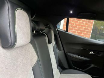 PEUGEOT 2008 2008 GT Premium EV 5dr
