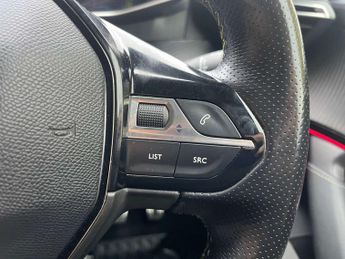 PEUGEOT 2008 2008 GT Premium EV 5dr