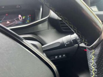 PEUGEOT 2008 2008 GT Premium EV 5dr