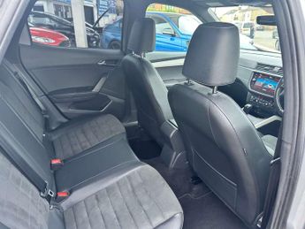 SEAT ARONA 1.6 Arona Xcellence Luxury TDI Auto 5dr