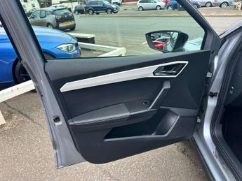 SEAT ARONA 1.6 Arona Xcellence Luxury TDI Auto 5dr