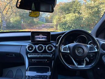 MERCEDES-BENZ C-CLASS 2.1 C220 AMG Line Bluetec Auto 5dr