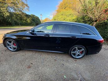 MERCEDES-BENZ C-CLASS 2.1 C220 AMG Line Bluetec Auto 5dr