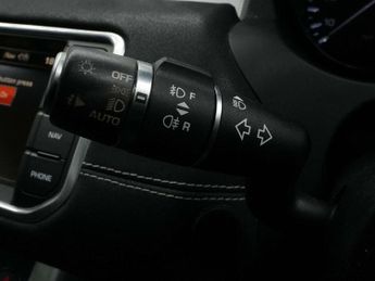 Land Rover Range Rover Evoque 2.2 SD4 Dynamic Auto 4WD Euro 5 (s/s) 5dr