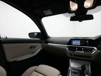 BMW 3 Series 2.0 330e 12kWh M Sport Auto Euro 6 (s/s) 4dr