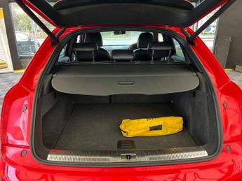 AUDI Q3 2.0 Q3 S Line+ TDI Quattro Semi-Auto 4WD 5dr