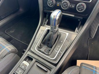 VOLKSWAGEN GOLF 1.4 Golf GTE Semi-Auto 5dr