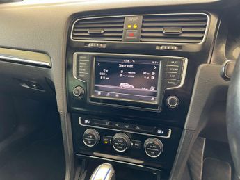VOLKSWAGEN GOLF 1.4 Golf GTE Semi-Auto 5dr