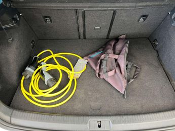 VOLKSWAGEN GOLF 1.4 Golf GTE Semi-Auto 5dr