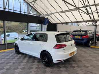 VOLKSWAGEN GOLF 1.4 Golf GTE Semi-Auto 5dr