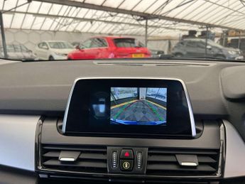 BMW 2 SERIES 2.0 218D SE Auto 5dr