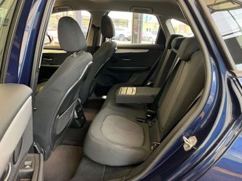 BMW 2 SERIES 2.0 218D SE Auto 5dr